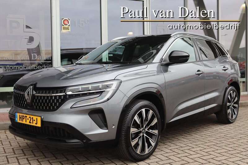 Grijs Gebruikt 2023 Renault Austral Techno SUV | € 33.900 - Afbeelding 1/4