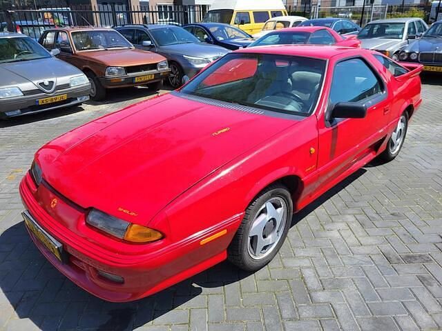 Rood Gebruikt 1992 Chrysler Daytona Shelby Coupé | € 2.650 - Afbeelding 1/4