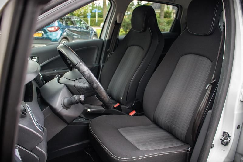 Occasion Renault Zoe LIMITED 80 kW (109 PK) 2018 Wit Hatchback