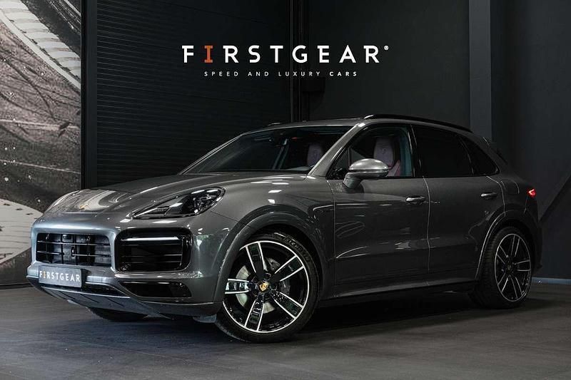 Grijs Gebruikt 2021 Porsche Cayenne Sport SUV | € 79.900 (Iets duurder) - Afbeelding 1/4