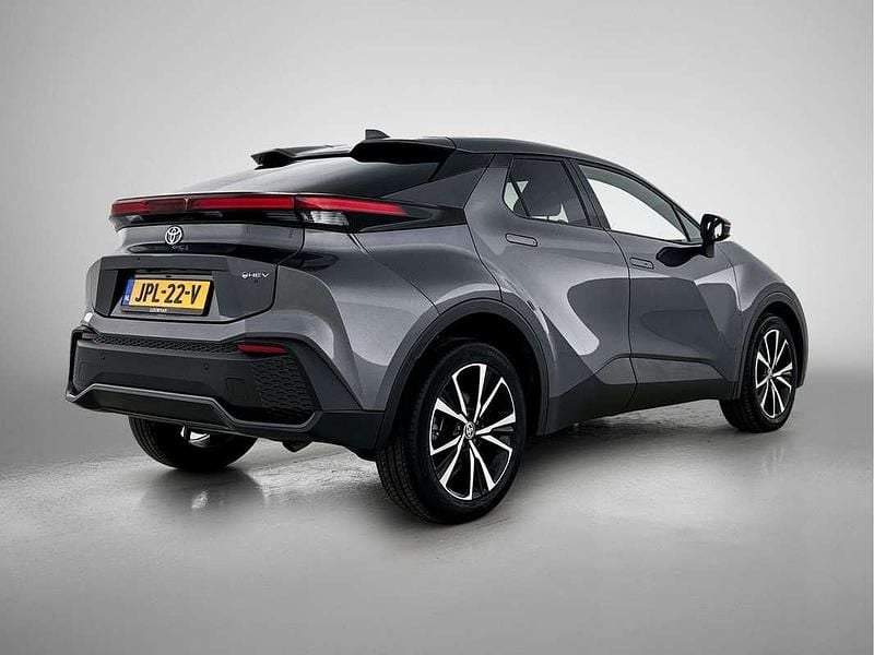 Occasion Toyota C-HR 140 PK (102 kW) 2024 Grijs (metallic) SUV