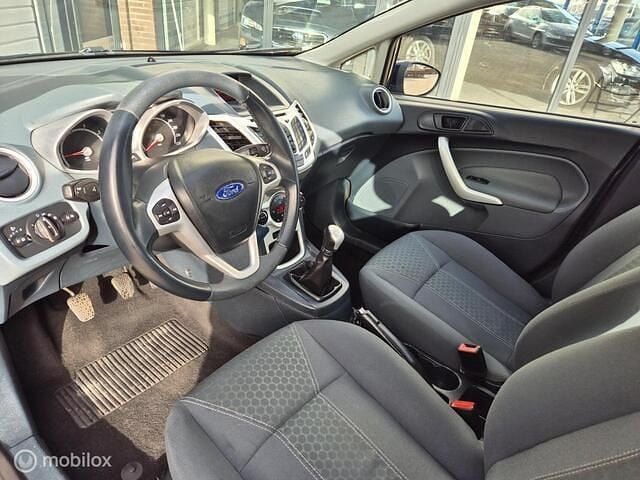 Occasion Ford Fiesta Titanium 82 PK (60 kW) 2011 Blauw Hatchback