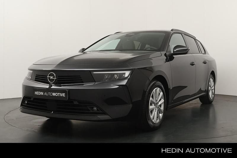 Zwart Nieuw 2025 Opel Astra Business Edition Stationwagen | € 33.483 (Super prijs) - Afbeelding 1/4
