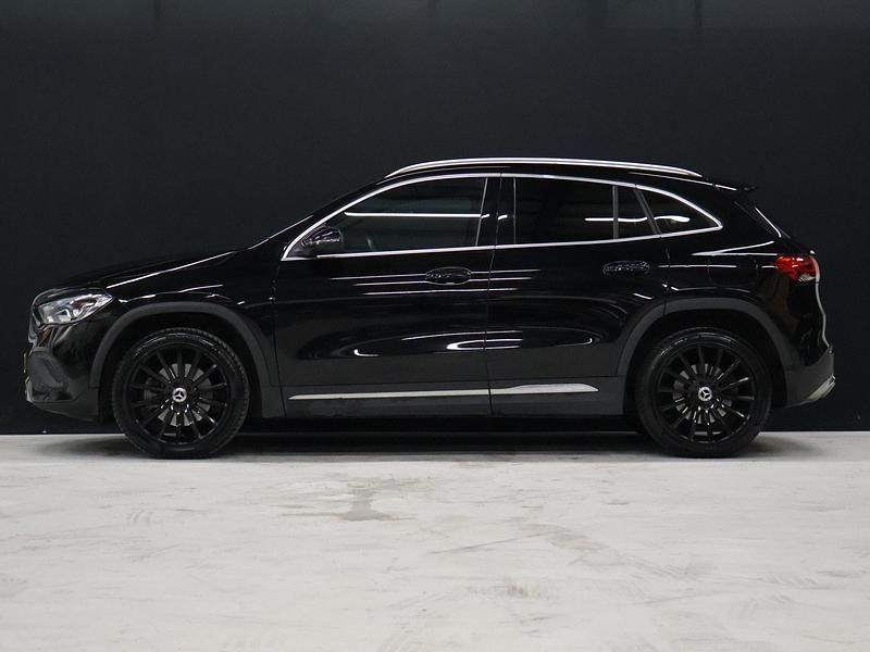 Occasion Mercedes GLA250 Business 218 PK (160 kW) 2021 Zwart SUV