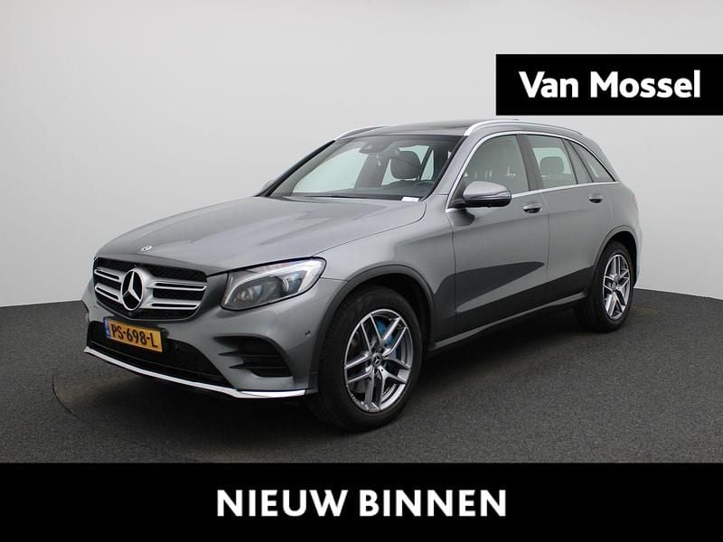 Grijs Gebruikt 2017 Mercedes GLC350 Premium Plus SUV | € 29.900 (Eerlijke prijs) - Afbeelding 1/4
