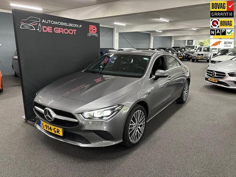 Grijs Gebruikt 2021 Mercedes CLA250 Sedan | € 28.950 (Super prijs) - Afbeelding 1/4