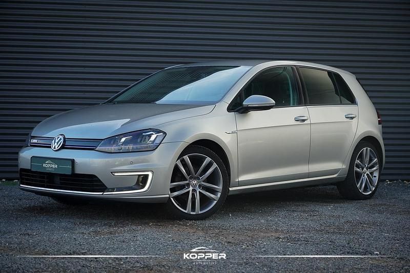 Grijs Occasion 2015 VW e-Golf Hatchback | € 9.950 (Eerlijke prijs) - Afbeelding 1/4