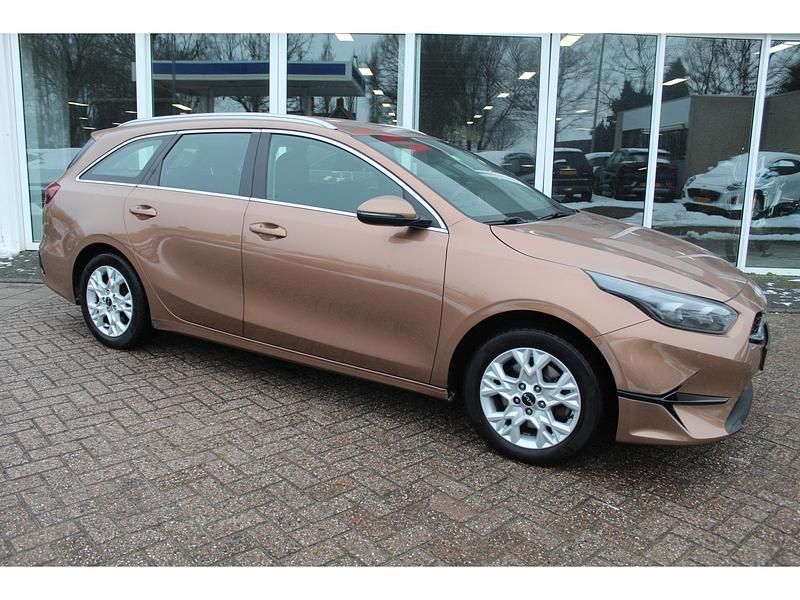 Occasion Kia Ceed 161 PK (118 kW) 2022 Bruin Hatchback