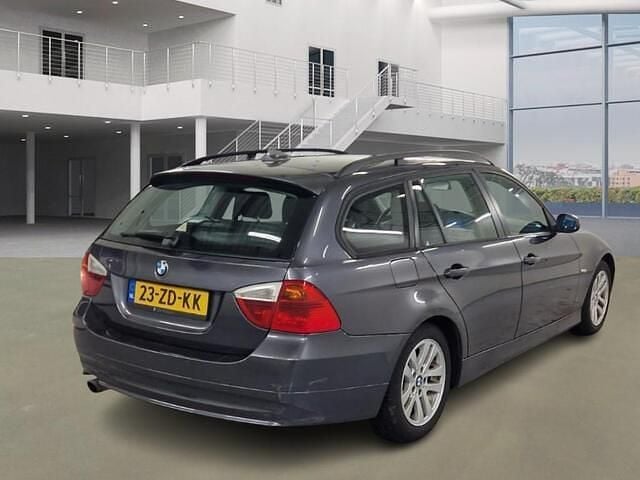 Occasion BMW 318 143 PK (105 kW) 2008 Grijs Stationwagen