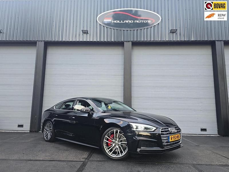 Zwart Gebruikt 2018 Audi A5 Design Coupé | € 28.950 (Eerlijke prijs) - Afbeelding 1/4