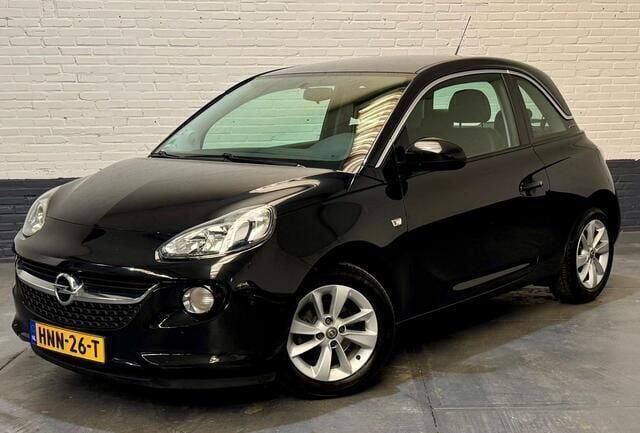 Zwart Gebruikt 2016 Opel Adam Hatchback | € 6.999 (Goede deal) - Afbeelding 1/4