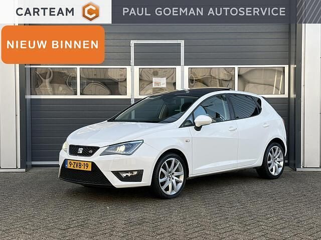 Wit Occasion 2015 Seat Ibiza FR Hatchback | € 9.995 (Duur) - Afbeelding 1/4