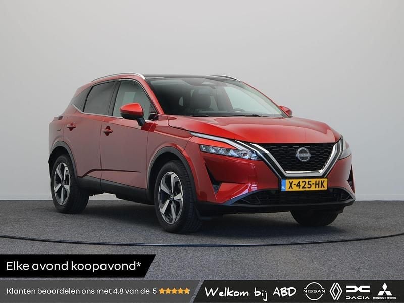 Rood Gebruikt 2023 Nissan Qashqai N-Connecta SUV | € 27.445 (Eerlijke prijs) - Afbeelding 1/3
