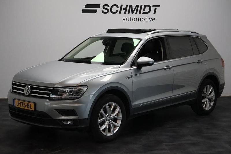 Grijs Occasion 2020 VW Tiguan Business SUV | € 27.995 (Iets duurder) - Afbeelding 1/4