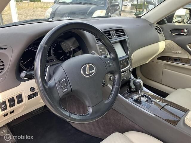 Occasion Lexus IS250 Executive Line 208 PK (152 kW) 2008 Bruin Sedan
