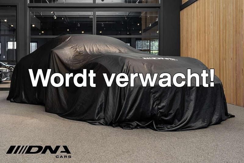 Grijs, metallic lak Gebruikt 2023 Bentley Bentayga SUV | € 279.995 - Afbeelding 1/1