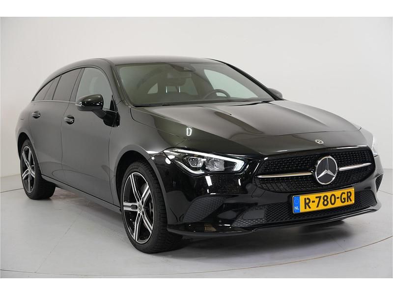 Occasion Mercedes CLA250e 218 PK (160 kW) 2022 Zwart Sedan