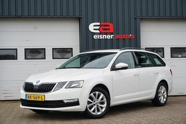 Wit Gebruikt 2018 Skoda Octavia Ambition Stationwagen | € 10.949 (Goede deal) - Afbeelding 1/4