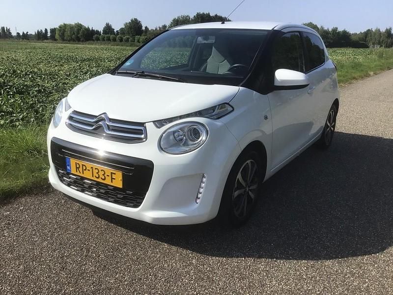 Wit Gebruikt 2018 Citroën C1 Shine Hatchback | € 6.950 (Eerlijke prijs) - Afbeelding 1/4
