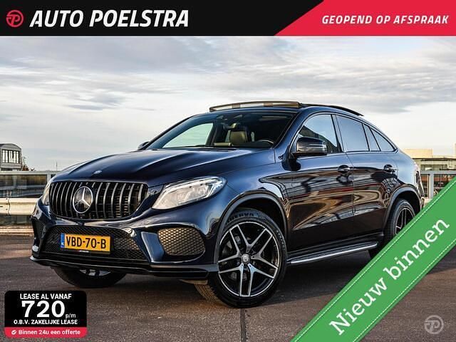 Blauw (metallic) Gebruikt 2017 Mercedes GLE350 AMG Coupé | € 44.950 (Iets duurder) - Afbeelding 1/3