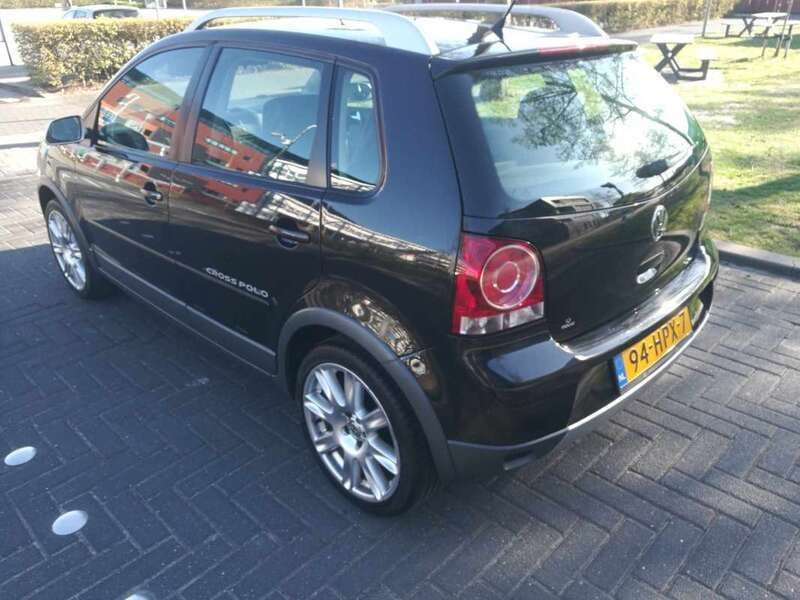 Zwart Gebruikt 2009 VW Polo Cross Hatchback | € 6.250 (Eerlijke prijs) - Afbeelding 1/4