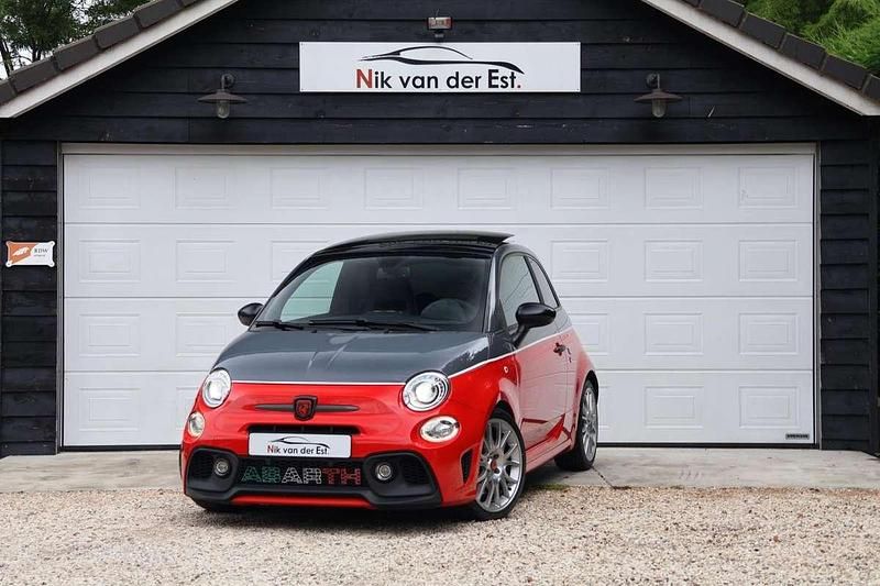 Rood Gebruikt 2017 Abarth 595 Competizione Hatchback | € 17.450 (Eerlijke prijs) - Afbeelding 1/4
