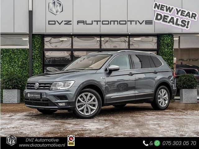 Grijs Occasion 2018 VW Tiguan Allspace Highline SUV | € 27.950 (Super prijs) - Afbeelding 1/4