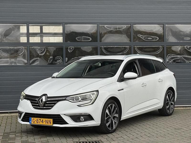 Occasion Renault Mégane GrandTour Bose Edition 2019 Wit Stationwagen