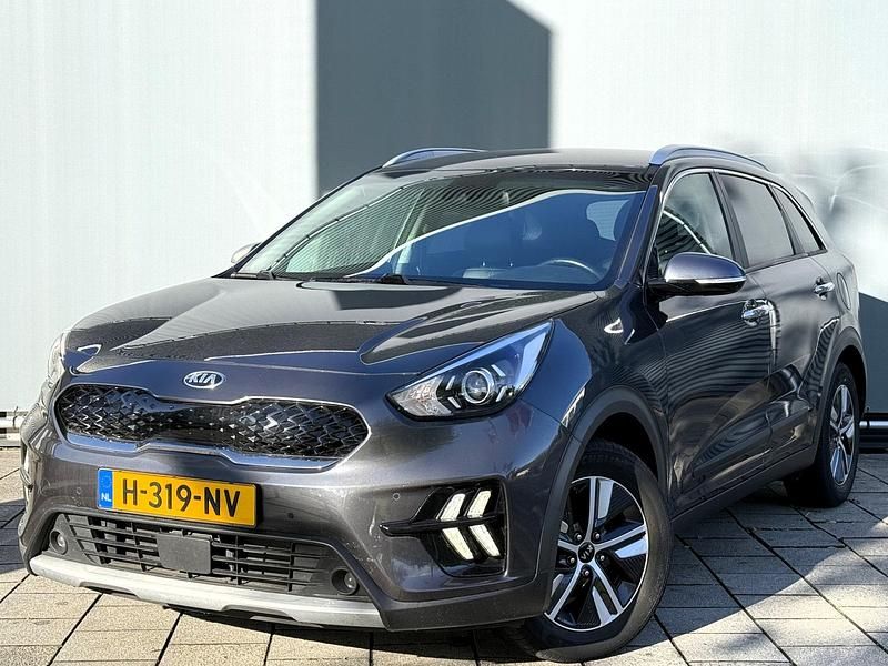 Grijs Gebruikt 2020 Kia Niro SUV | € 18.999 (Eerlijke prijs) - Afbeelding 1/4