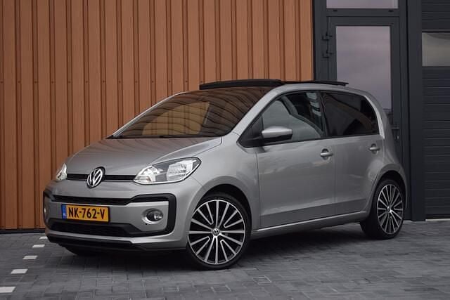 Grijs Gebruikt 2017 VW up! high up! Hatchback | € 13.950 (Eerlijke prijs) - Afbeelding 1/4
