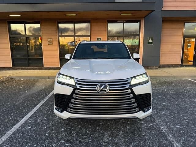 Nieuw Lexus LX700h Luxury Line 455 PK (334 kW) 2025 Wit SUV
