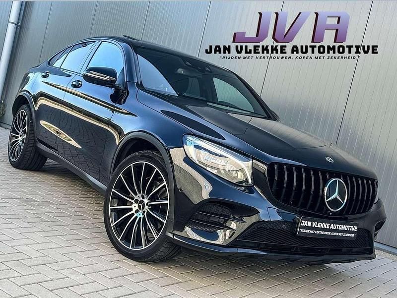 Zwart Gebruikt 2017 Mercedes GLC300 AMG Coupé | € 36.999 (Duur) - Afbeelding 1/4