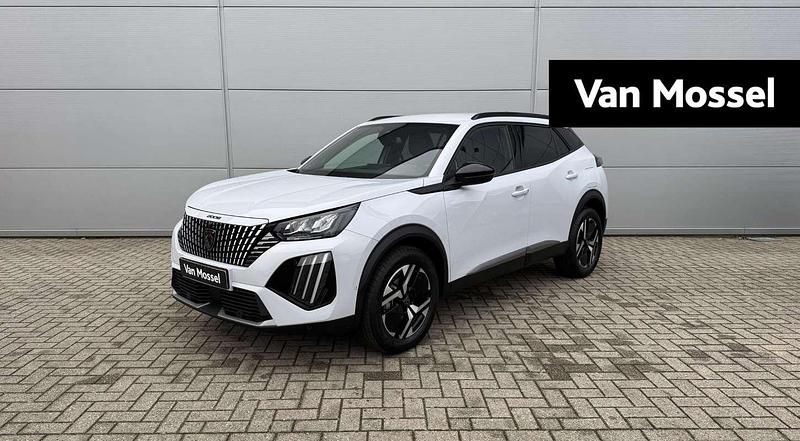 Zwart Gebruikt 2024 Peugeot 2008 Allure SUV | € 28.440 (Eerlijke prijs) - Afbeelding 1/3