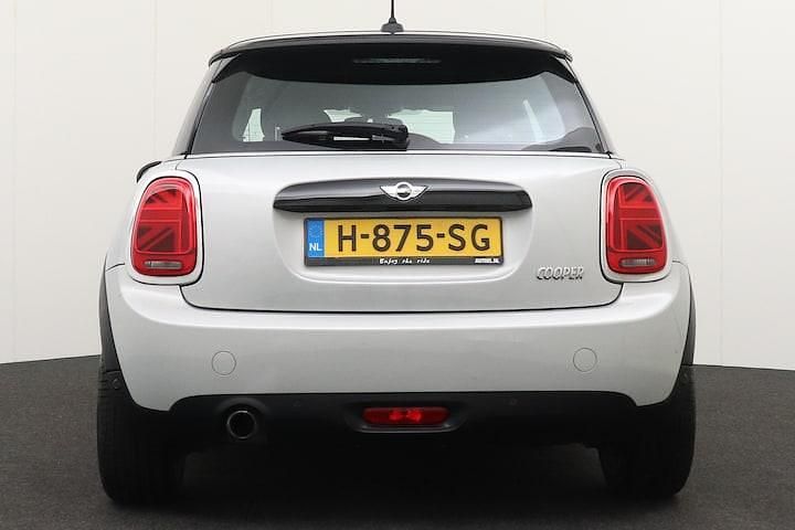 Occasion Mini Cooper Business 136 PK (100 kW) 2017 Wit Hatchback