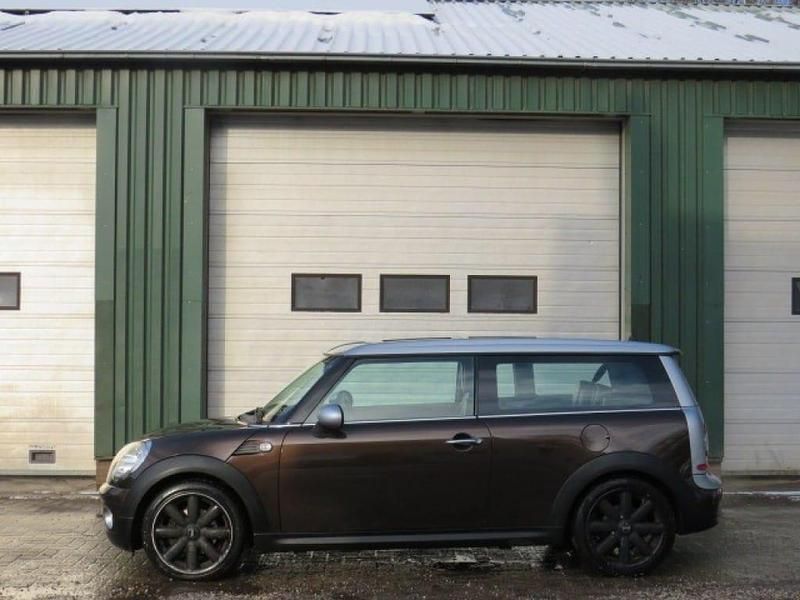 Bruin Occasion 2008 Mini Cooper Clubman Stationwagen | € 3.750 (Eerlijke prijs) - Afbeelding 1/4
