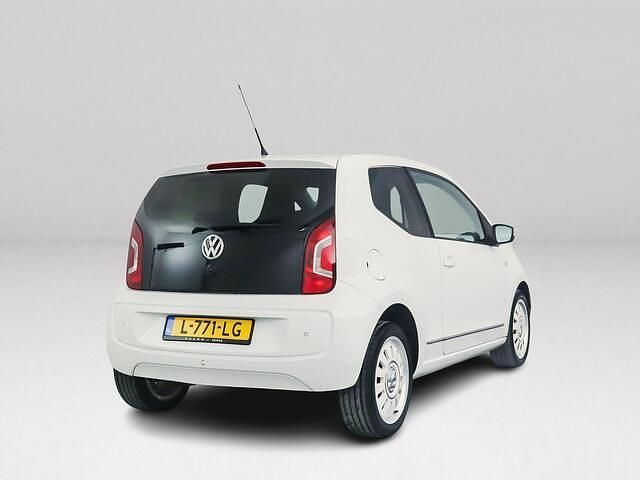Wit Gebruikt 2012 VW up! Move Hatchback | € 2.450 (Goede deal) - Afbeelding 1/4