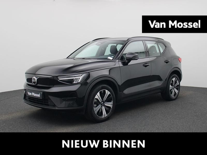 Zwart Gebruikt 2022 Volvo XC40 Core SUV | € 30.900 (Super prijs) - Afbeelding 1/4