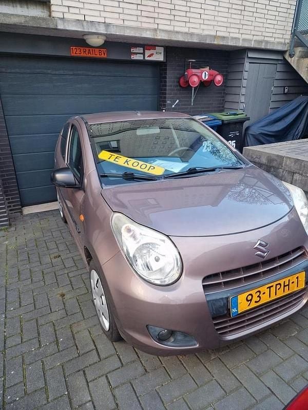 Gebruikt 2012 Suzuki Alto Hatchback | € 2.550 (Super prijs) - Afbeelding 1/4