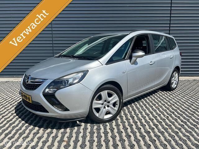 Grijs Gebruikt 2015 Opel Zafira Tourer Edition MPV | € 9.430 (Goede deal) - Afbeelding 1/4