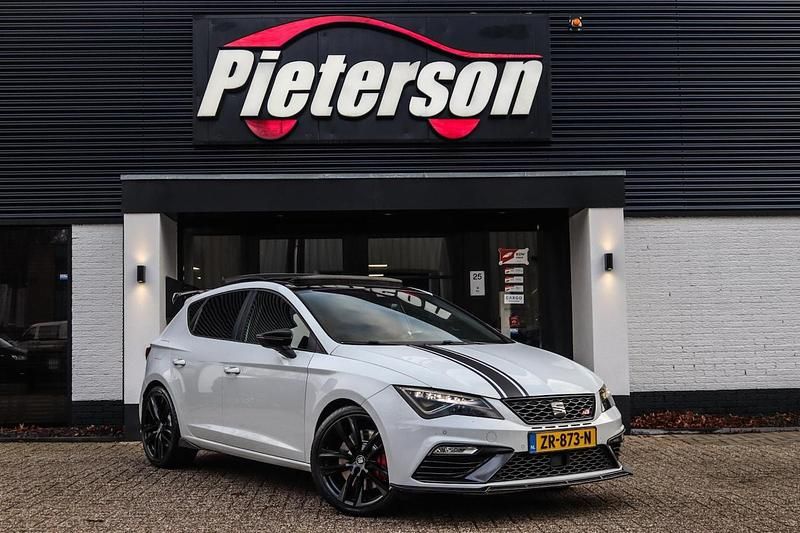 Occasion Seat Leon CUPRA 301 PK (221 kW) 2018 Wit Hatchback