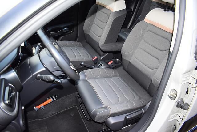 Occasion Citroën C3 Feel 83 PK (61 kW) 2021 Beige (metallic) Hatchback