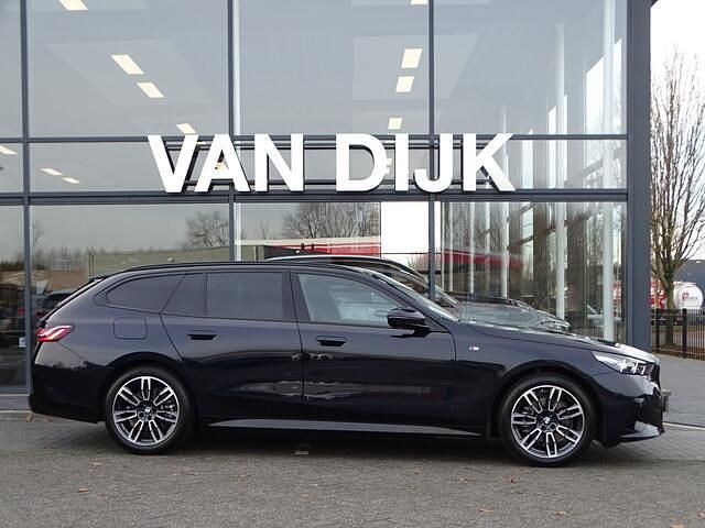 Occasion BMW 520 M Sport 190 PK (139 kW) 2025 Zwart Stationwagen