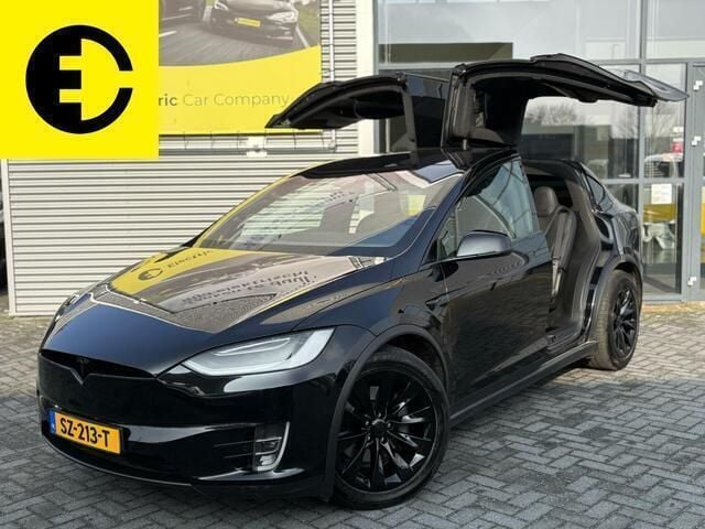 Zwart Gebruikt 2018 Tesla Model X SUV | € 24.950 (Goede deal) - Afbeelding 1/4