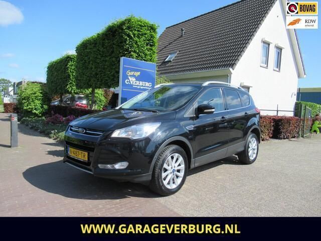 Zwart Gebruikt 2016 Ford Kuga Titanium SUV | € 14.450 (Goede deal) - Afbeelding 1/4