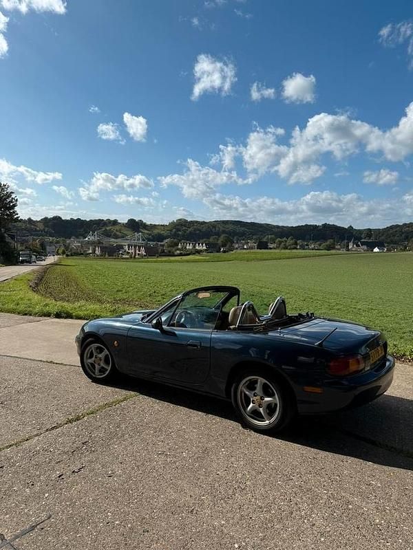 Gebruikt 2000 Mazda MX5 Cabriolet | € 1.975 (Goede deal) - Afbeelding 1/4