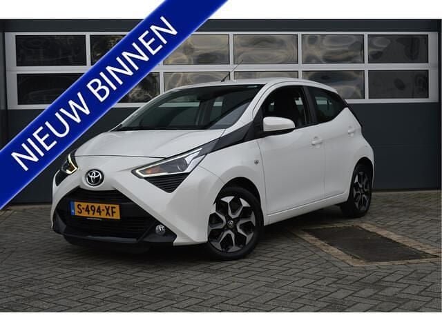 Occasion Toyota Aygo X-play 73 PK (53 kW) 2020 Wit Hatchback