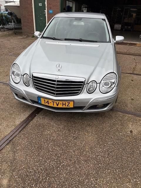 Gebruikt 2006 Mercedes E200 Sedan | € 2.950 (Goede deal) - Afbeelding 1/4