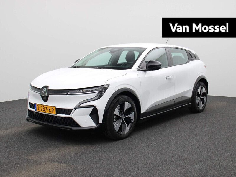 Blanc glacier 369 Gebruikt 2023 Renault Mégane Equilibre Hatchback | € 24.940 (Super prijs) - Afbeelding 1/4