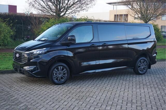 Zilver Occasion 2024 Ford Transit Custom Limited Van | € 51.850 - Afbeelding 1/4