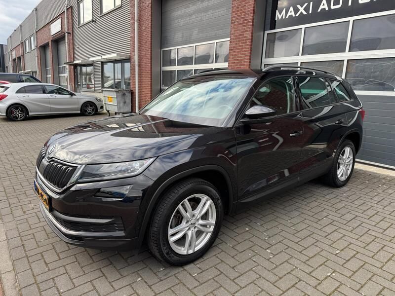 Zwart Gebruikt 2017 Skoda Kodiaq SUV | € 22.950 (Eerlijke prijs) - Afbeelding 1/4